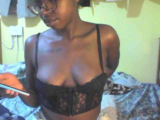 TipQueen webcam