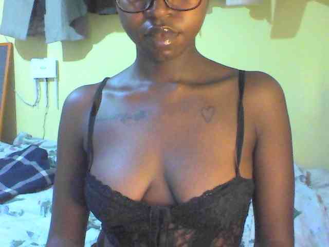 TipQueen webcam