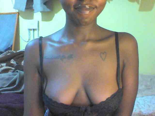 TipQueen webcam