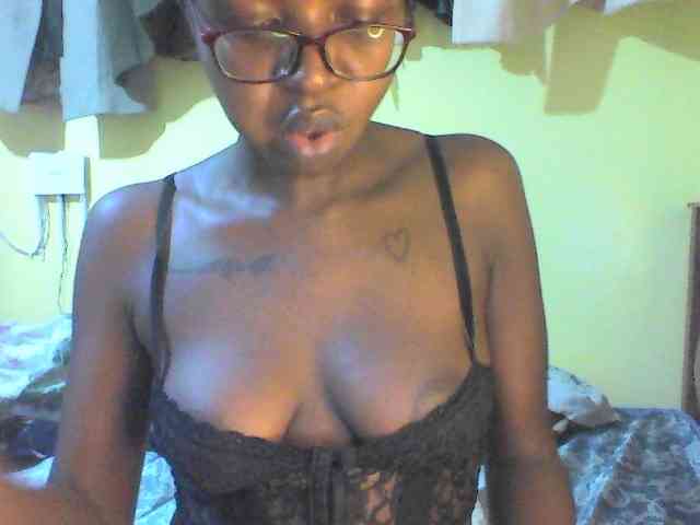TipQueen webcam