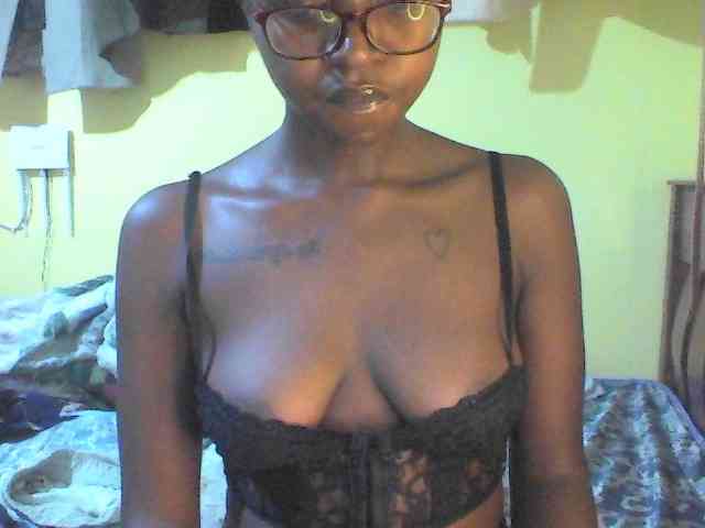 TipQueen webcam