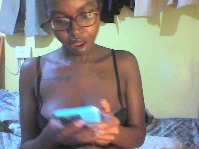TipQueen webcam