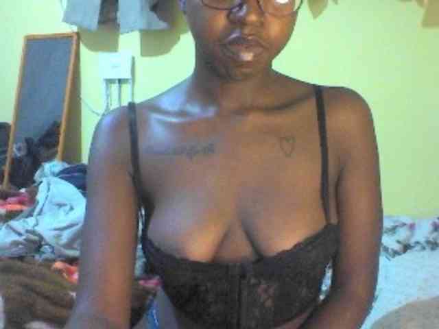 TipQueen webcam