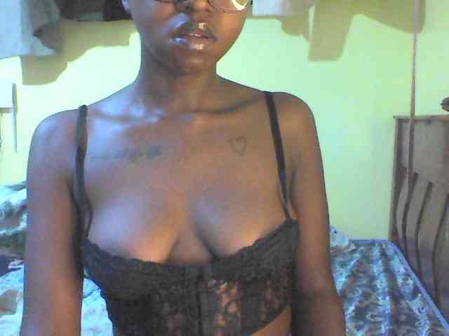 TipQueen webcam