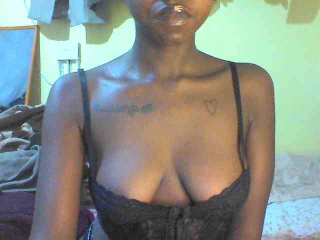 TipQueen webcam