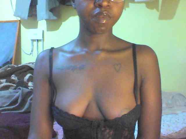 TipQueen webcam