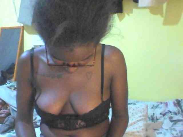TipQueen webcam