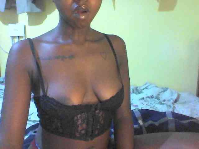 TipQueen webcam