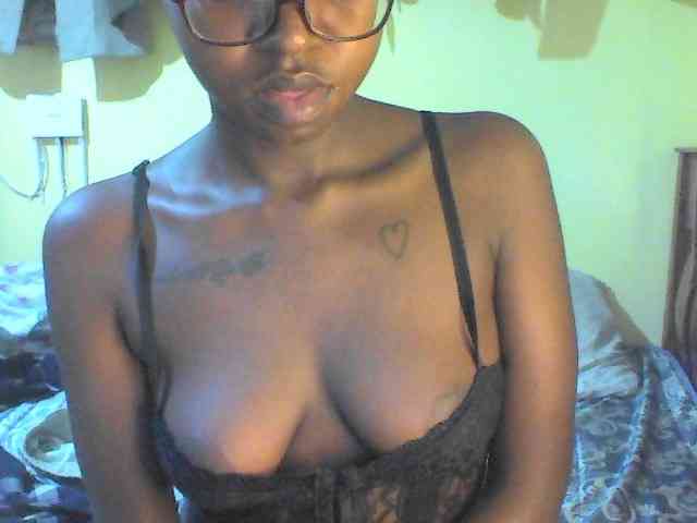 TipQueen webcam