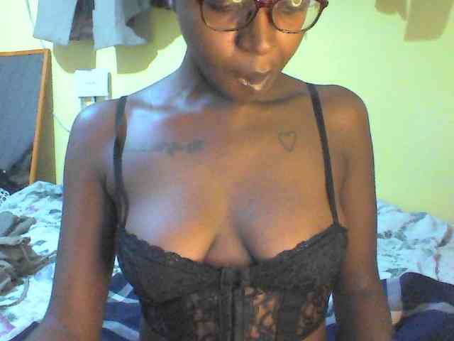 TipQueen webcam
