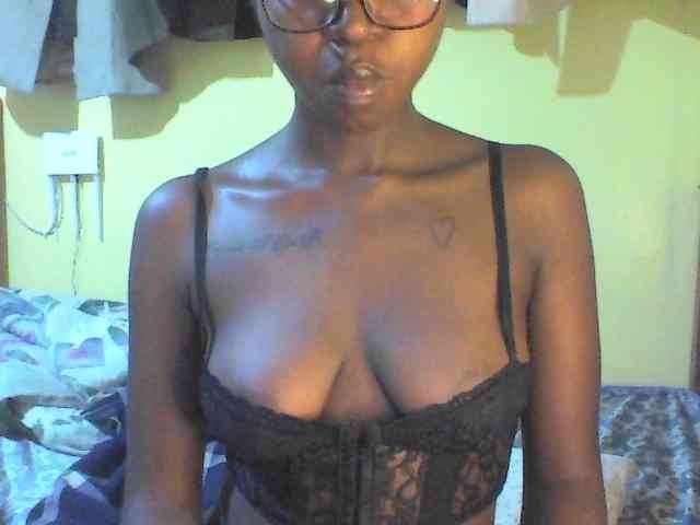 TipQueen webcam