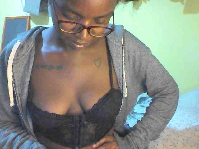 TipQueen webcam