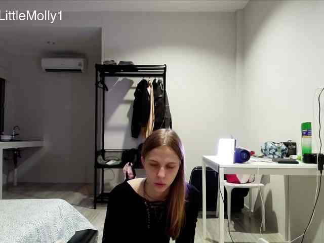 Littlemolly1 webcam