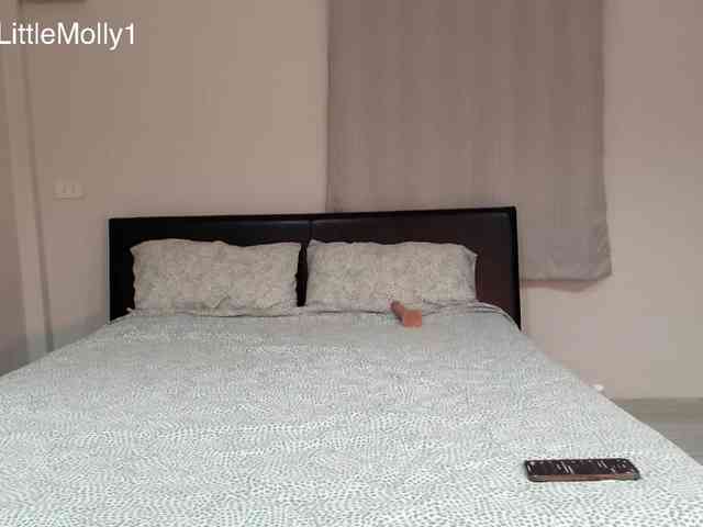Littlemolly1 webcam