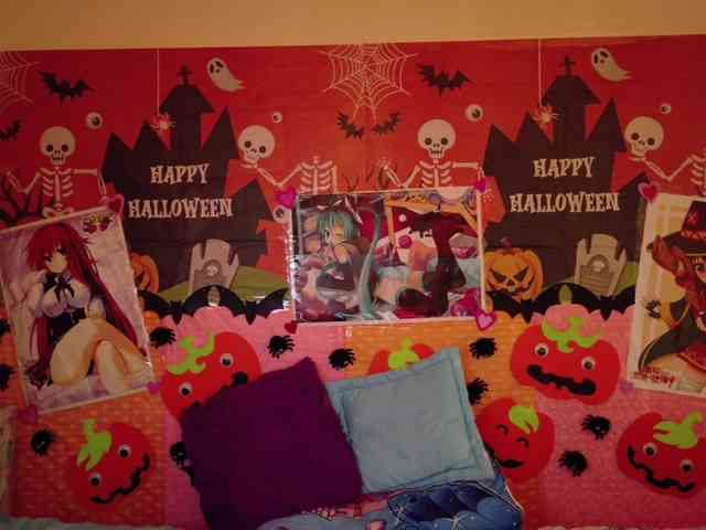 AlizeHentaiMeow webcam