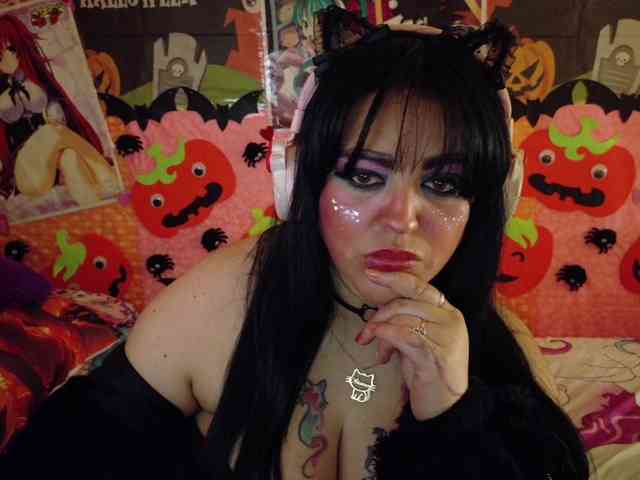 AlizeHentaiMeow webcam