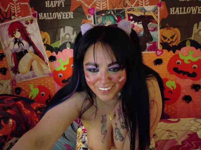 AlizeHentaiMeow webcam