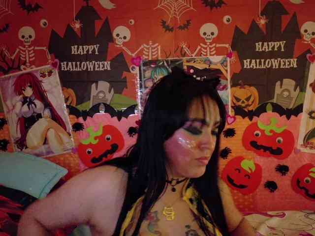 AlizeHentaiMeow webcam