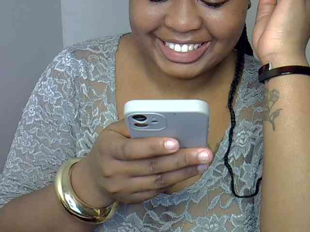 Onlyyhazelbrown webcam