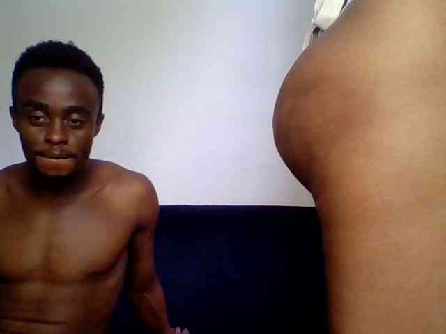 TwosomeTreasure webcam