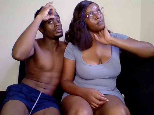 TwosomeTreasure webcam