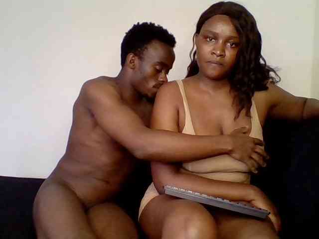 TwosomeTreasure webcam