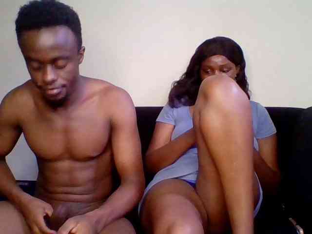 TwosomeTreasure webcam