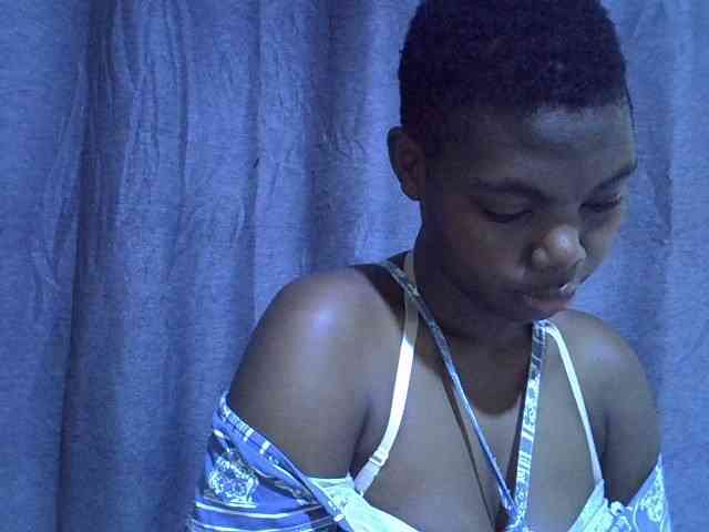 Cute-tamarah webcam
