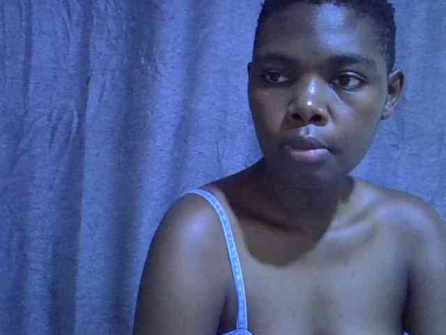 Cute-tamarah webcam