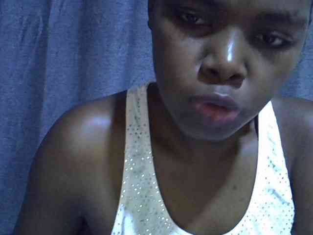 Cute-tamarah webcam