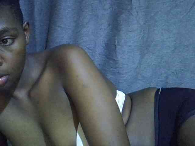 Cute-tamarah webcam