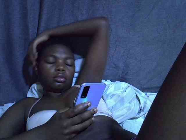 Cute-tamarah webcam