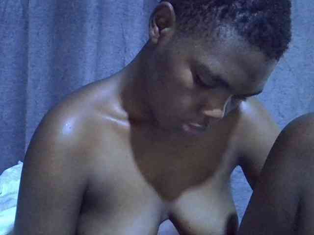 Cute-tamarah webcam