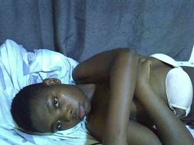 Cute-tamarah webcam