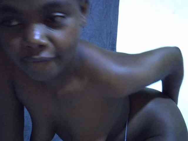 Cute-tamarah webcam