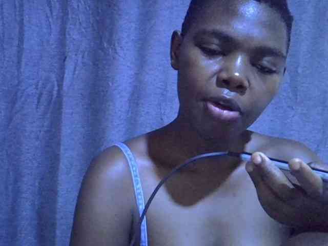 Cute-tamarah webcam