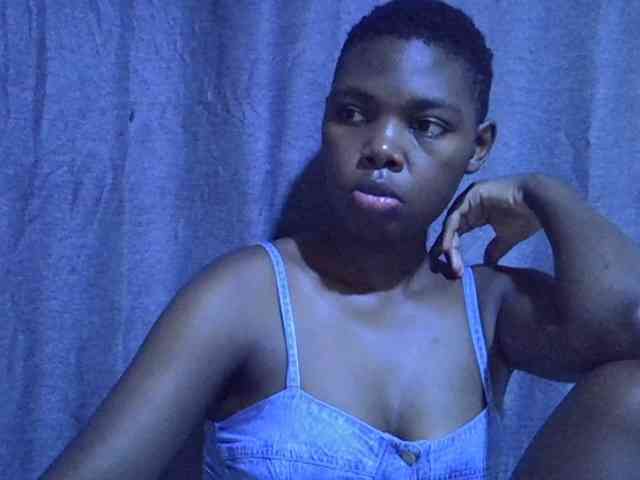 Cute-tamarah webcam