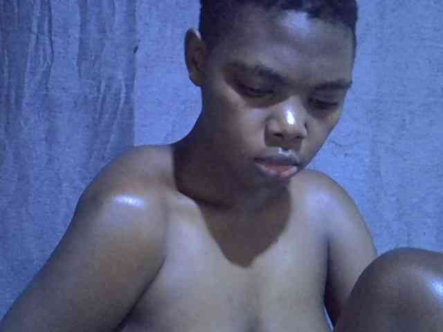Cute-tamarah webcam