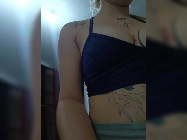 ValkaRusso webcam