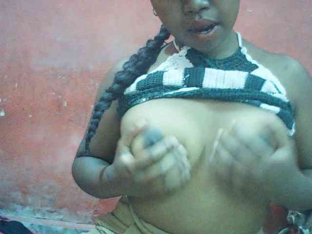 valeria223 webcam