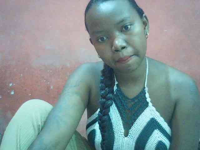 valeria223 webcam