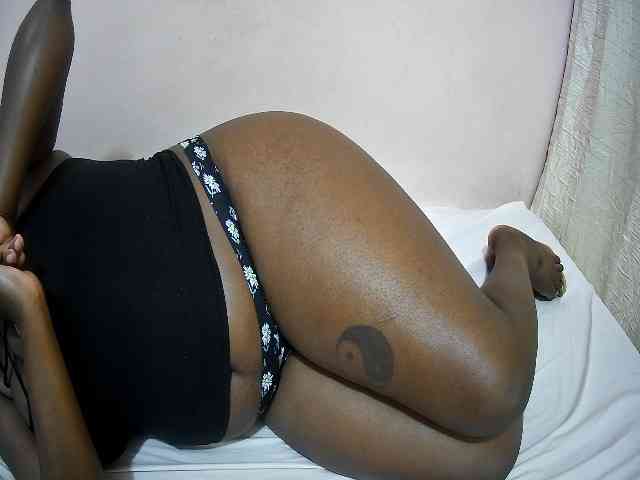 creamy-squirter webcam