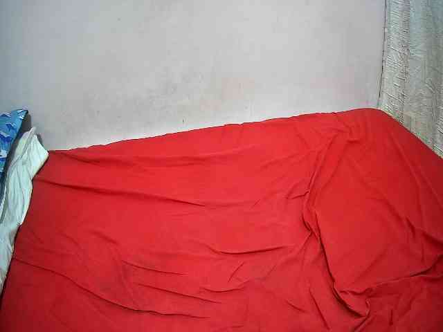 creamy-squirter webcam