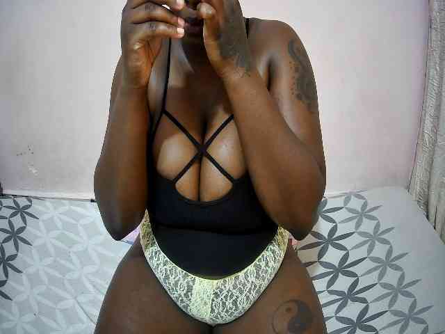 creamy-squirter webcam