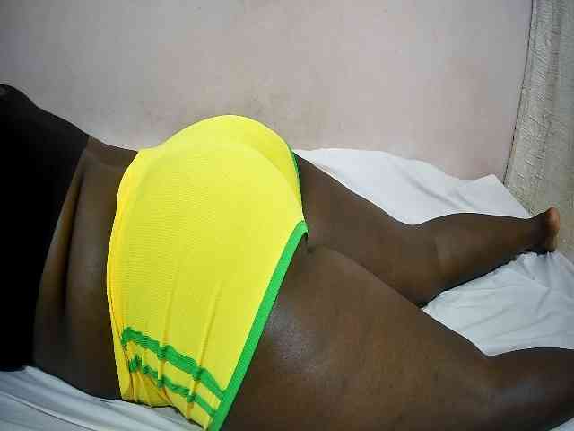 creamy-squirter webcam