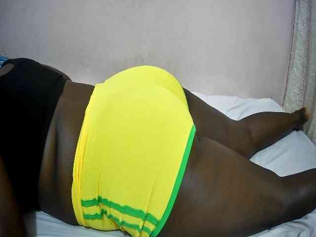 creamy-squirter webcam