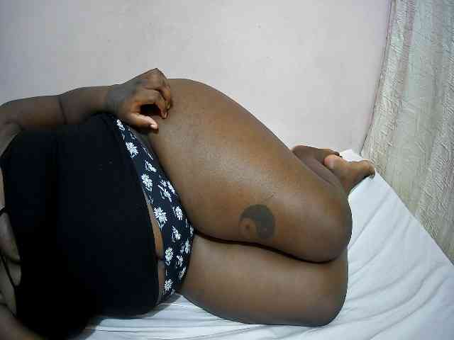 creamy-squirter webcam