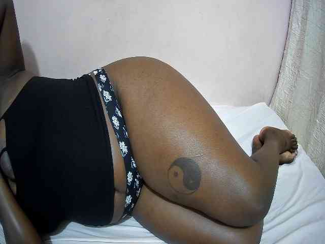 creamy-squirter webcam