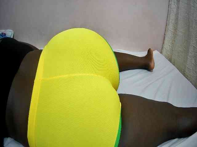 creamy-squirter webcam