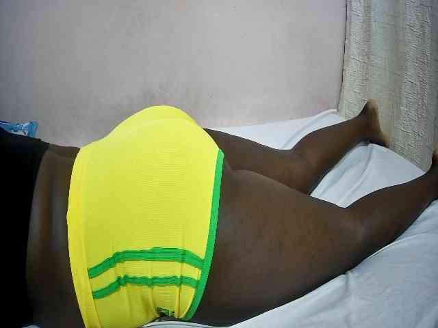 creamy-squirter webcam